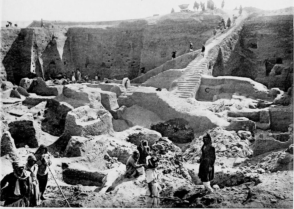Black and white photograph of the Royal Cemetery of Ur during excavation